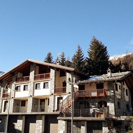 Residence Les Myosotis Champoluc Exterior foto