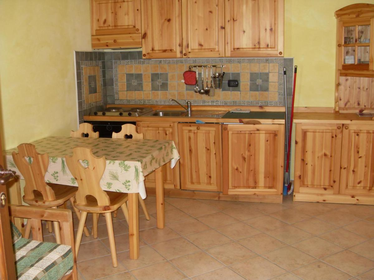 Residence Les Myosotis Champoluc Cameră foto